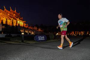 BIB: 400
                            <button type="button" onclick="openModal(22292349)" class="btn btn-primary btn-sm float-right btn-popup" data-toggle="modal" data-target=".modal-high-quality">
                        <i class="fas fa-shopping-cart"></i> Add to Cart
                    </button>
                                            <button type="button" onclick="isThisMe(22292349, true)" class="btn btn-success btn-sm float-right btn-popup btn-isme hidden" data-toggle="tooltip" data-placement="bottom" title="นี่คือรูปของคุณใช่ไหม คลิกที่นี่เพื่อเอาเข้าอัลบั้ม">
                        <i class="fas fa-plus"></i> Add to album
                    </button>
                    <button type="button" onclick="isThisMe(22292349, false)" class="btn btn-warning btn-sm float-right btn-popup btn-isnotme hidden">
                        <i class="fas fa-ban"></i> Remove from album
                    </button>